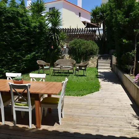 Alojamento de Acomodação e Pequeno-almoço Lalita Ocean Group *