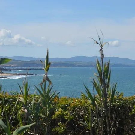 Alojamento de Acomodação e Pequeno-almoço Lalita Ocean Group Ribamar (Torres Vedras)